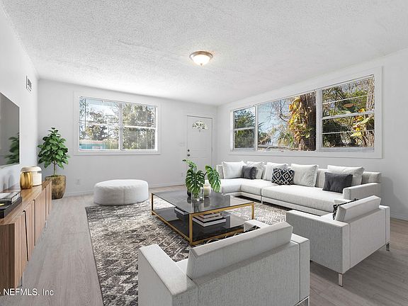3rd image of 3505 ROCKWOOD Drive