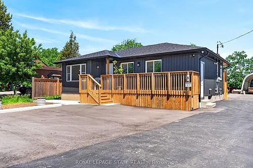 8 Cornell Ave #UPPER Photo 1 8 Cornell Ave #UPPER Photo 1