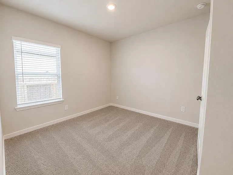 25436 Blossom Ct — Photo 21