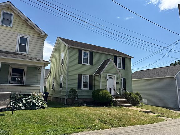 3rd image of 211 Hickory Way F K A #323