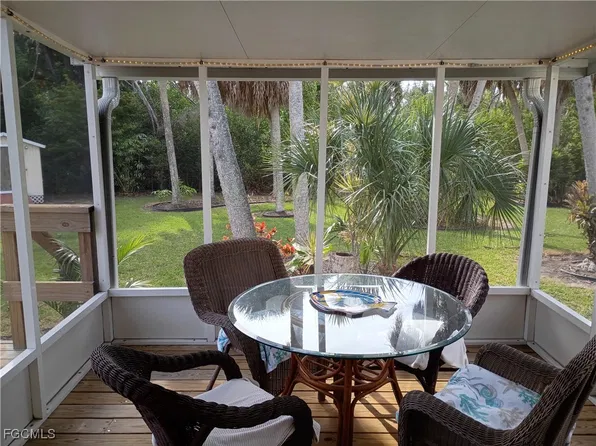 7867 Raymary St, Bokeelia, FL 33922