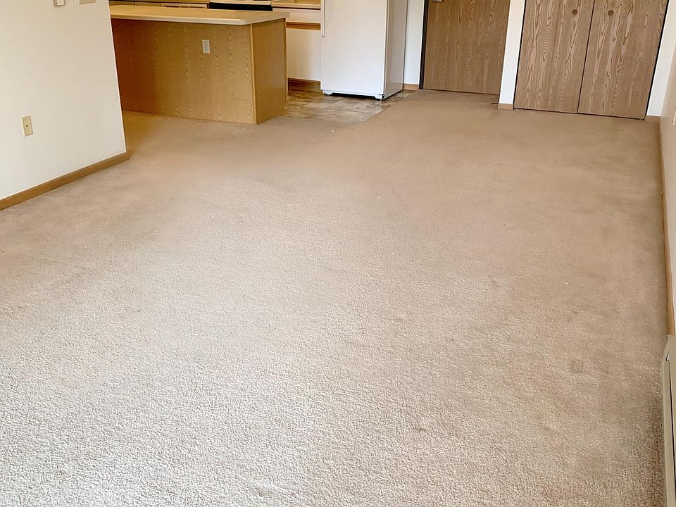 2nd image of 621 Amy Dr
