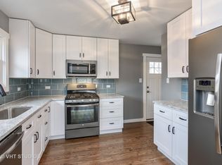 509 Brice Ave, Mundelein, IL