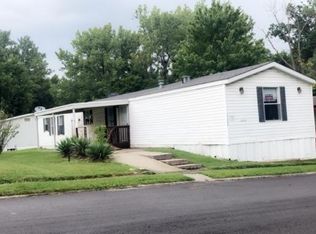 7308 Miami Ave, Kansas City, KS 66111
