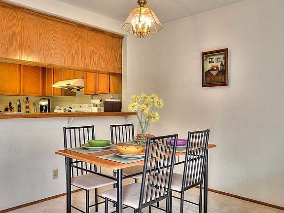 5th image of 1864 Brixton Ct