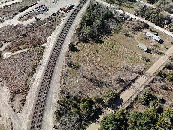 5th image of Low Wood Rd