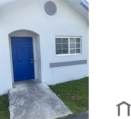 1070 NW 9th Ave #1 — Photo 1