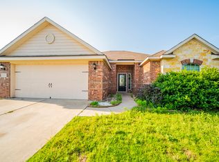 1213 Switchgrass Ln, Crowley, TX 76036