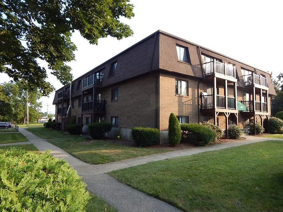 816 County St APT 9, Taunton, MA 02780 Zillow