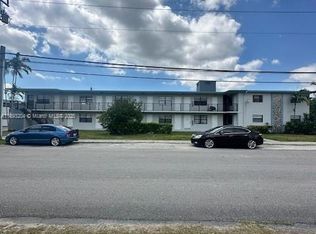 6780 SW 44th St APT 3, Miami, FL 33155