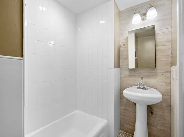 151 Sip Avenue image 11 of 16