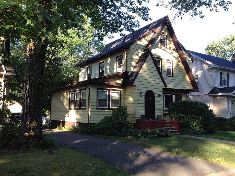 220 Montague Place, S Orange