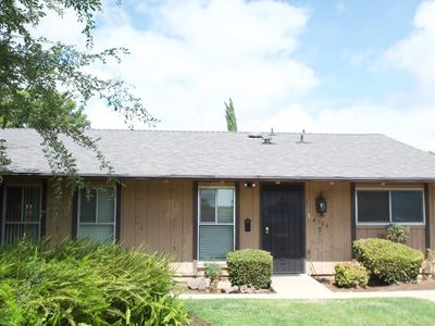 4909 N 7th St APT T, Fresno, CA, 93726