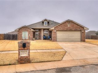 2257 Red Bird Ter, Edmond, OK 73012