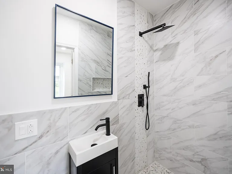 3712 Manayunk Ave — Photo 24