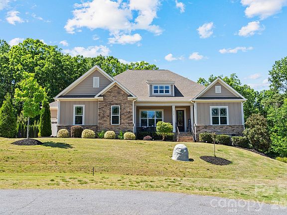 2nd image of 115 Hillside Cove Ct