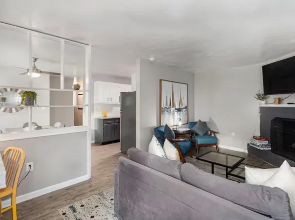 544 Allison Dr, Hummelstown, PA 17036