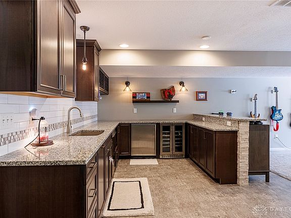 2nd image of 127 Rippling Brook Ln