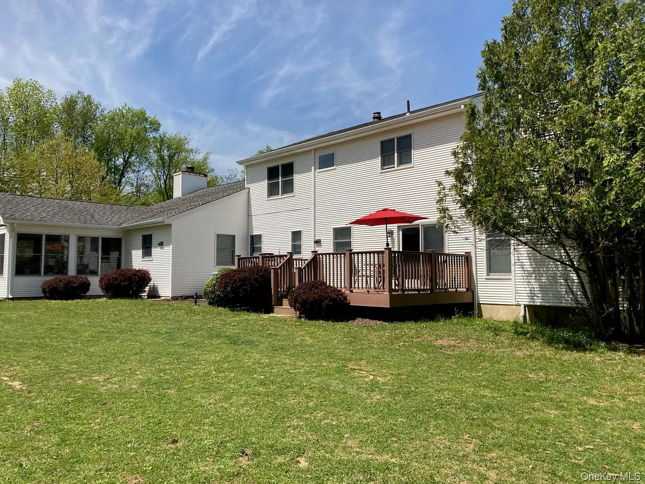 2 bed, 1.5 bath, 1450 sqft, $3,000 — Photo 2