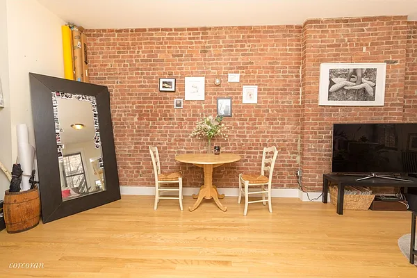 Rented by Corcoran | media 19