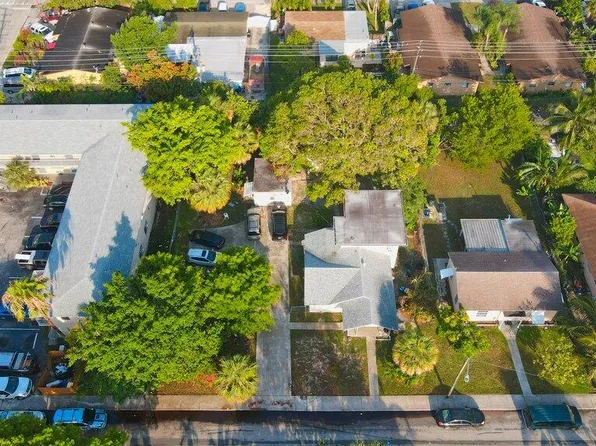 217 S B Street, Lake Worth Beach, FL 33460