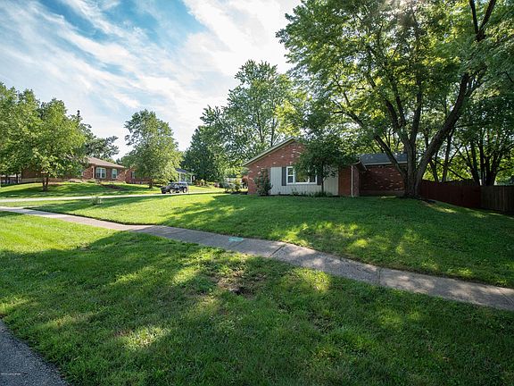 5th image of 8800 McKenna Way
