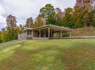 305 River Bluff Rd, Linden, TN 37096
