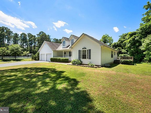 5th image of 5345 Majesty Ln