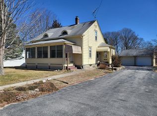 193 School St, Forestdale, RI 02824