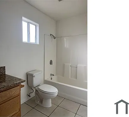 514 W 61st St — Photo 16