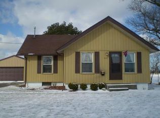 4162 Carter Rd, Auburn, MI 48611