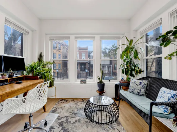 3226 W Potomac Ave APT 1F, Chicago, IL 60651