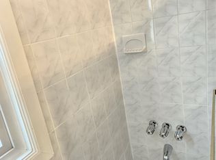 40 E Figurea Ave, Staten Island, NY 10308