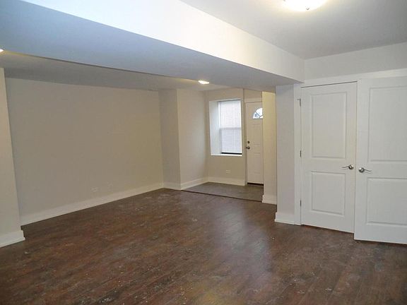 3rd image of 2609 W Division St #Garden