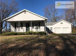 2900 NE 43rd St, Kansas City, MO 64117