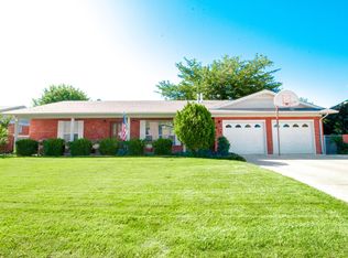 617 Rosa St, Farmington, NM 87401