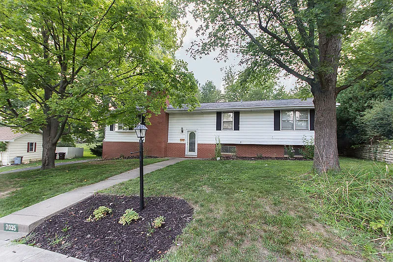7035 N Willow Wood Dr photo 1