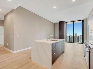 45 SW 9th St APT 4509, Miami, FL 33130