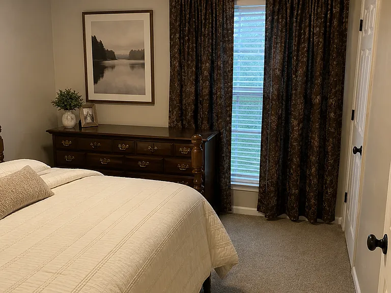2nd guest bedroom 1st picture