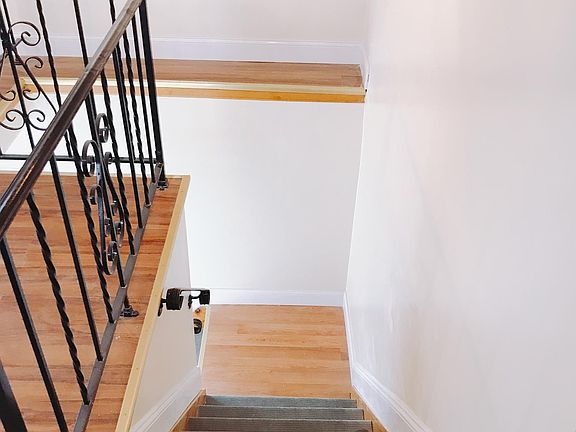 3rd image of 60 Park St #2