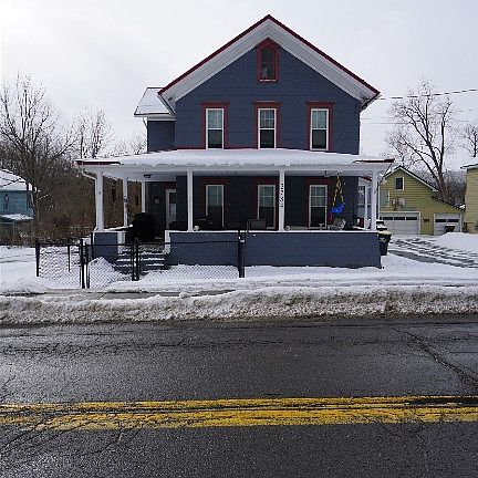 5th image of 2784 Hickory St