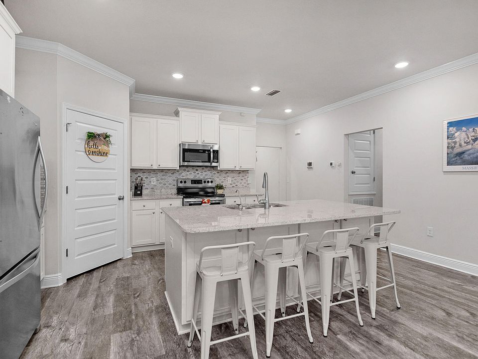 1st image of 131 Dusky Way