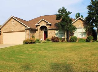 1506 Chestnut Grove Dr SW, Decatur, AL 35603