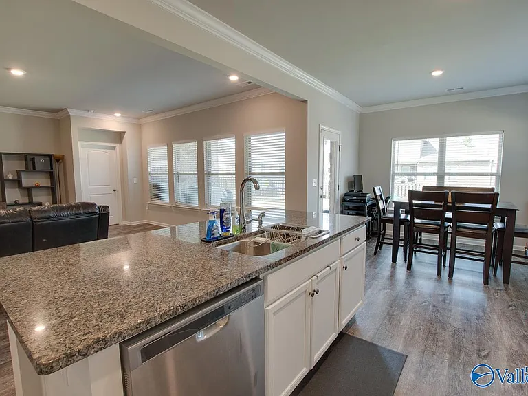 121 Mary Caudle Way — Photo 11