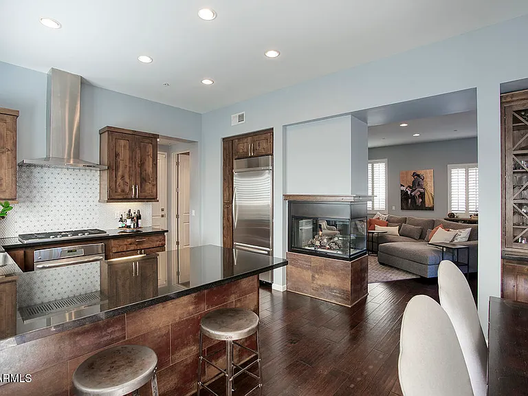 5010 N 34th St #3 — Photo 7