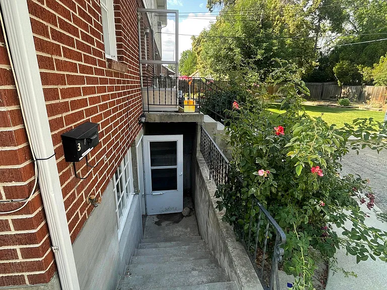 1707 S Pomander Rd #3 — Photo 2