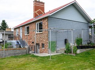 307 Holly Ave, Kamloops, BC V2B1M2