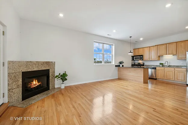 1 bed, 1039 sqft, $2,750 — Photo 1