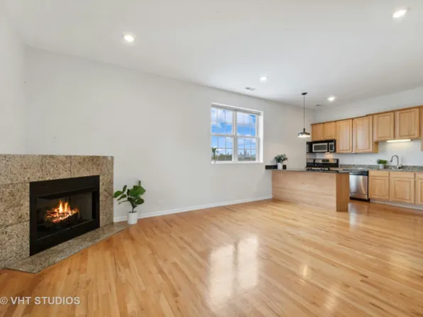 3225 W Fullerton Ave APT 5NE, Chicago, IL 60647