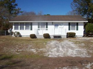 974 Lower County St SW, Calabash, NC 28467